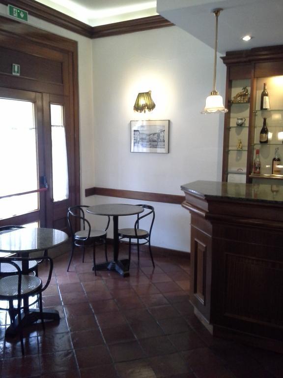 Albergo Italia Di Nardi Renzo & C Snc ปอจจิบองซี ภายนอก รูปภาพ
