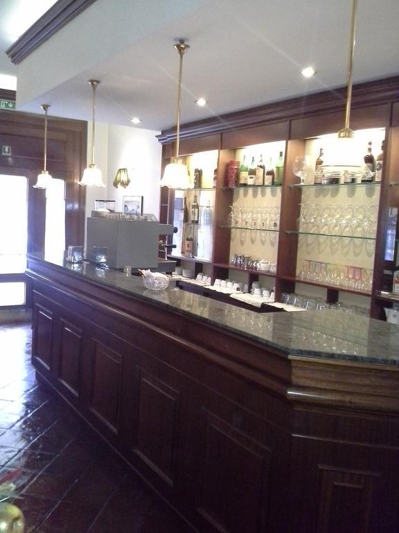 Albergo Italia Di Nardi Renzo & C Snc ปอจจิบองซี ภายนอก รูปภาพ